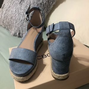 BCBG Generation Addie Smooth Wedge IB